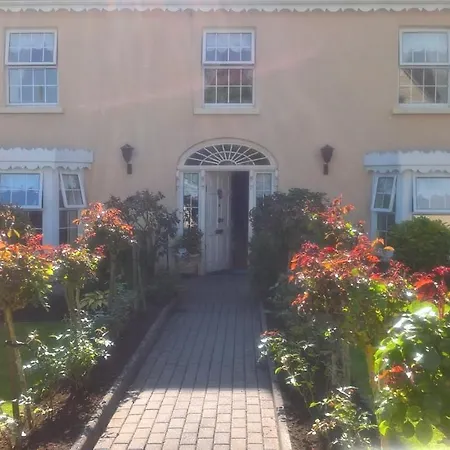 Bed & Breakfast Annalee House