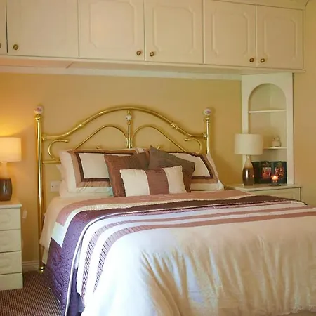 Annalee House Bed & Breakfast *