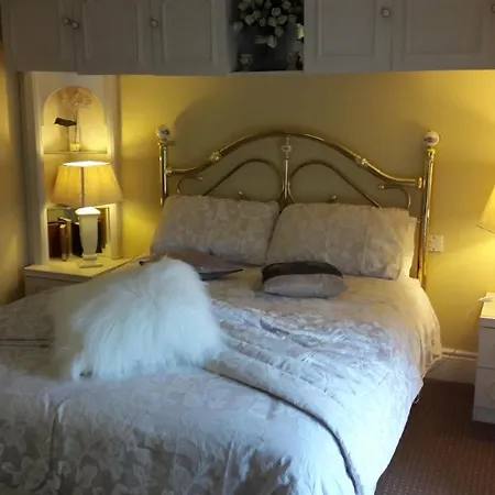 Annalee House * Butlersbridge