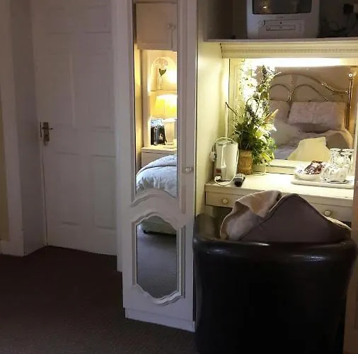 Annalee House * Butlersbridge