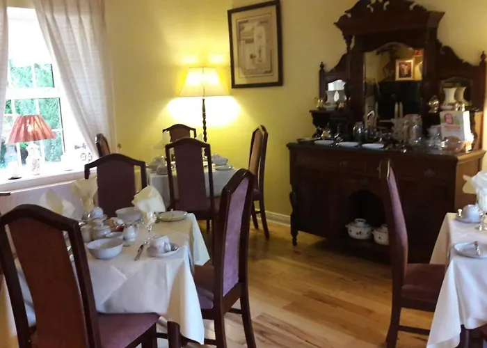 Nocleg ze śniadaniem Annalee House *