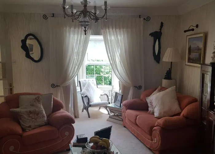 ベッド・アンド・ブレックファスト Annalee House Butlersbridge